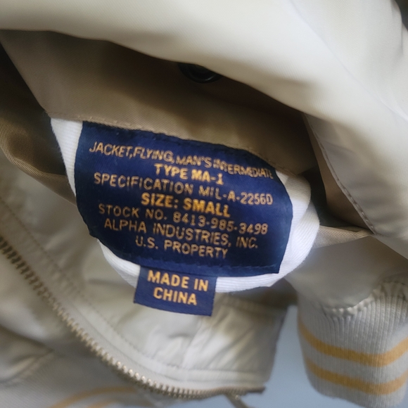 ALPHA INDUSTRIES Limited Edition MA-1 Tiger Embroidered Bomber Jacket Size S - Picture 4 of 16